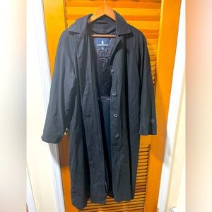 London Fog Charcoal trench coat PXL. Excellent condition.
